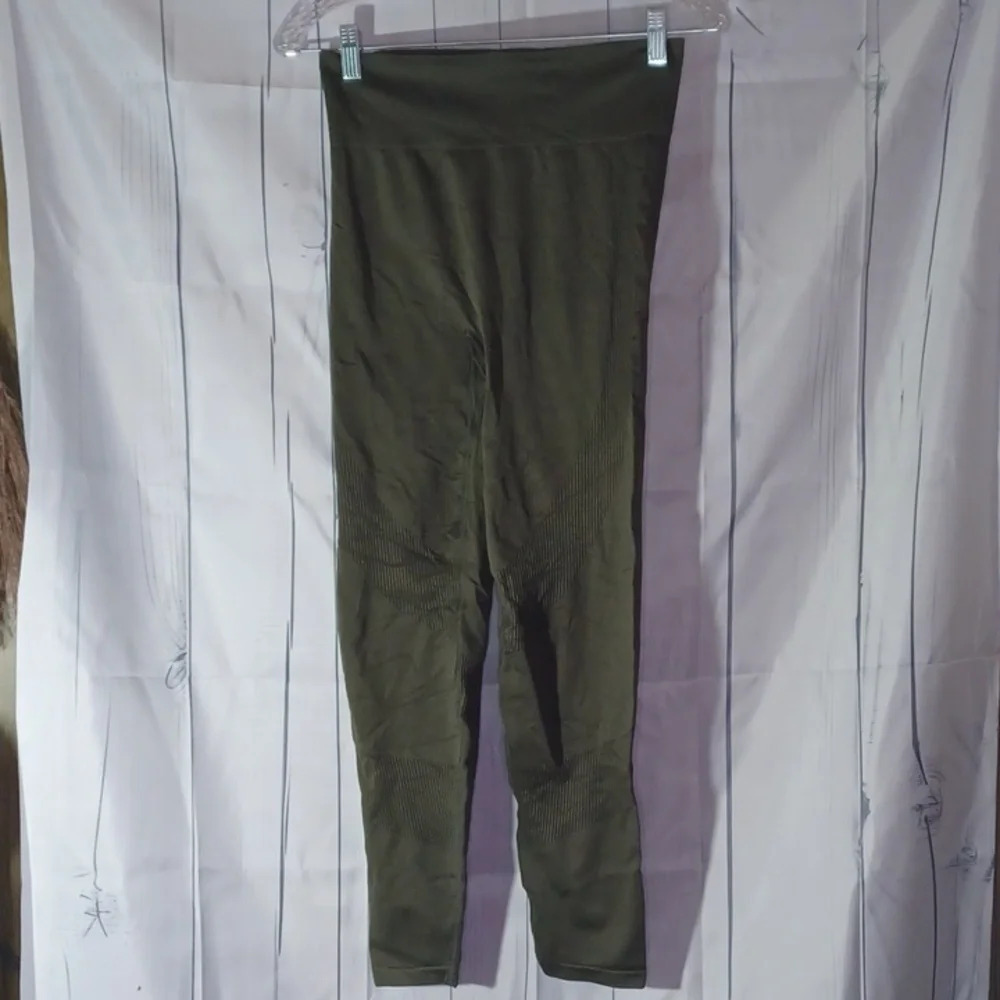 Pink Victoria's  Secret Activewear leggings